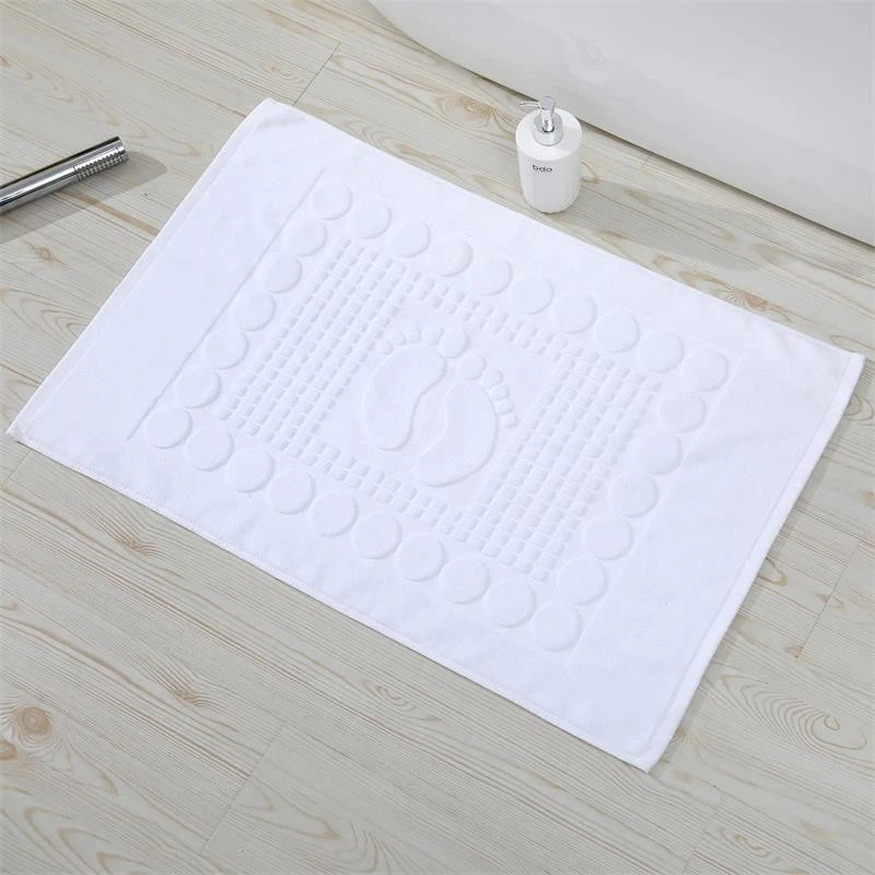 Luxury Hotel Bathroom Featuring 100% Cotton Jacquard Bath Ma
